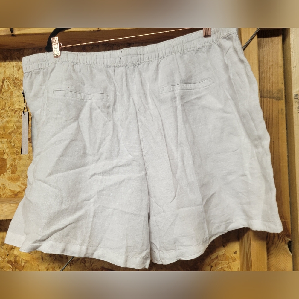 Tahari NWT Womens Linen Shorts Size 3X Off‎ White - Picture 2 of 4